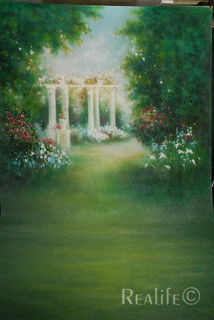 C Green Garden White Columns 2A