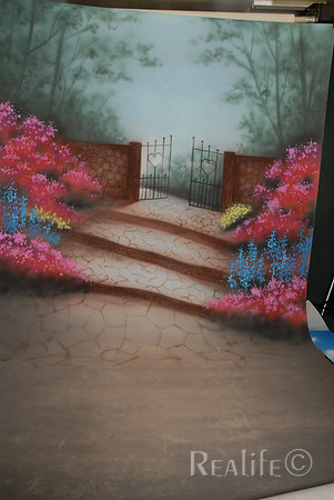 C Bright Flower Heart Gate