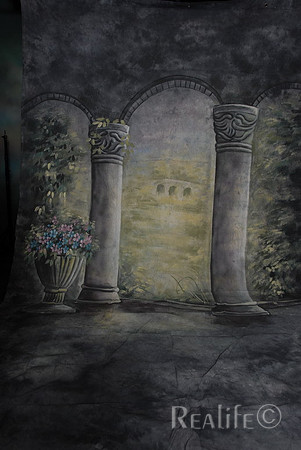 39 Arch & Columns Green
