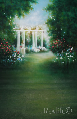 C Green Garden White Columns 2