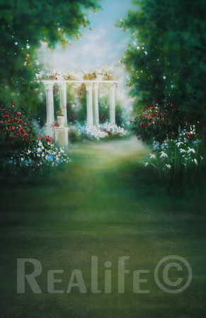 C Green Garden White Columns 2